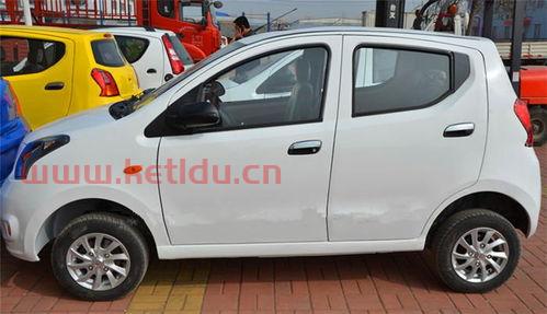 众泰老年电动汽车价格表（众泰老年电动汽车价格表图片）