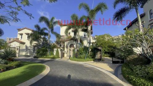 海南万宁汽摩小镇别墅价格〖在海南万宁买房后悔了吗 〗